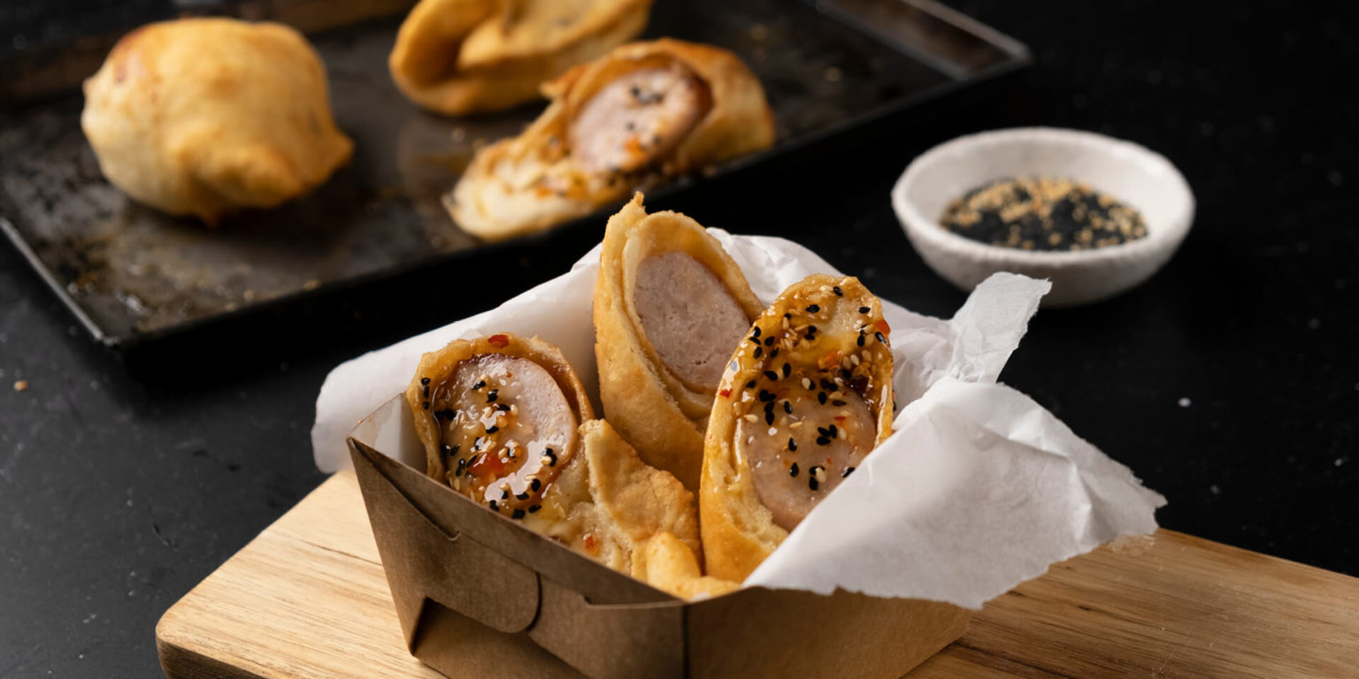 Eskort Pork Sausage & Onion Marmalade Vetkoek Eskort