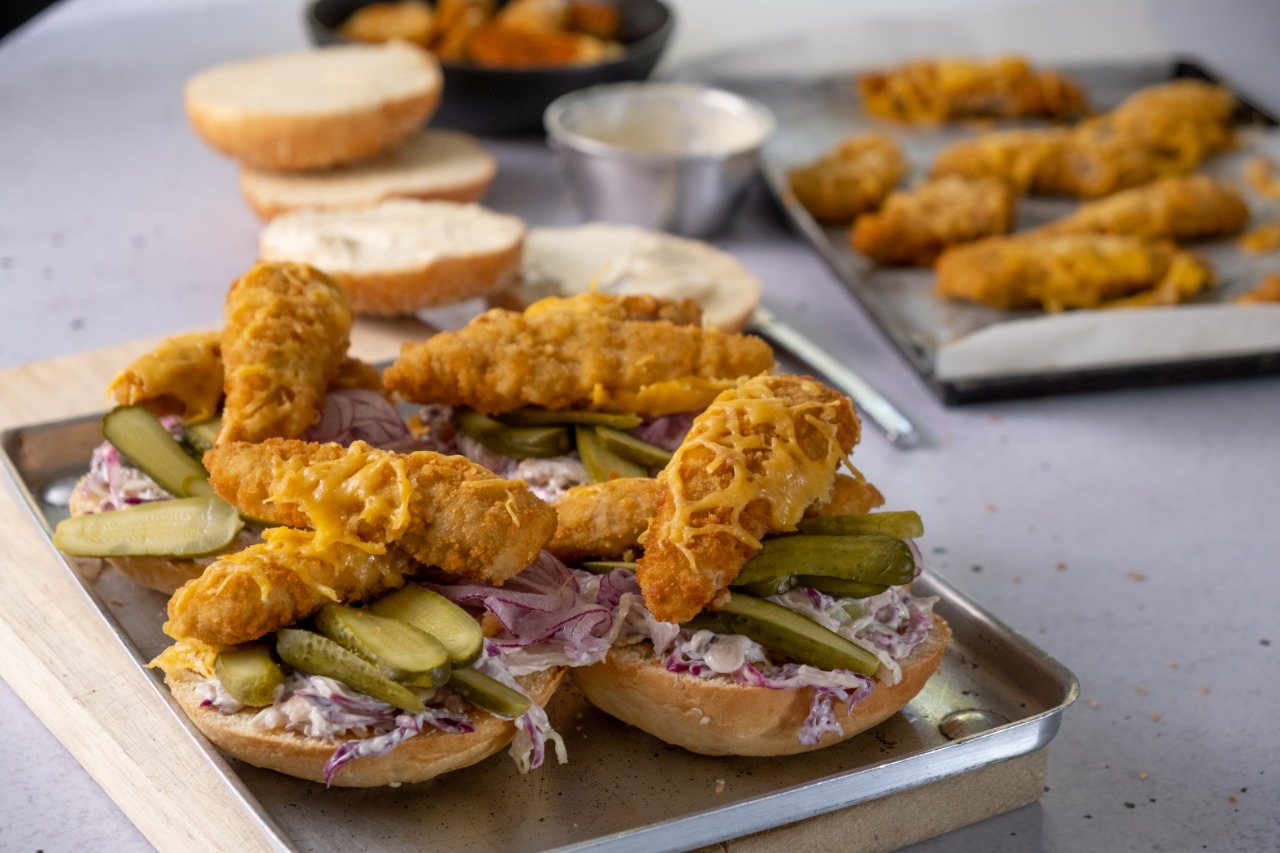 Eskort - Crumbed Pork Strip Burgers - Eskort