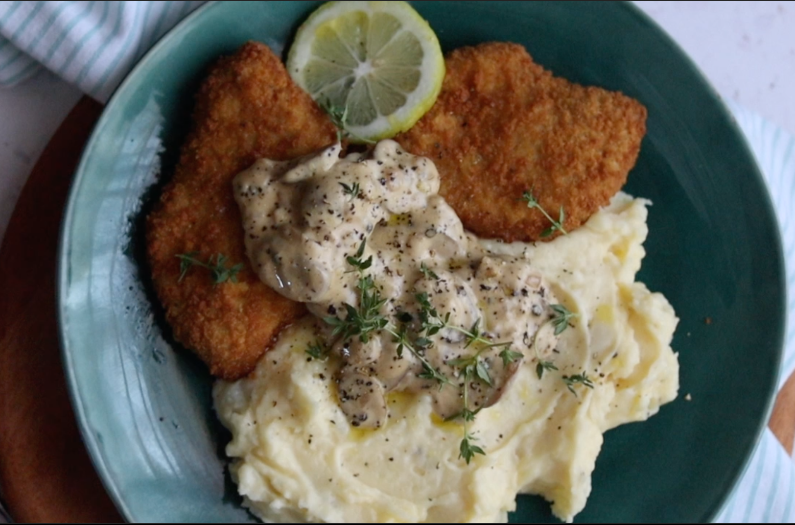 Eskort - Eskort Crumbed Pork Schnitzels with Creamy Potato Mash and Mushroom Sauce with Sifo the coo